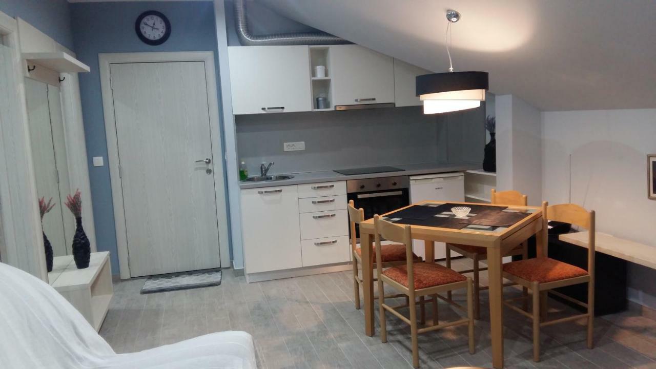 Apartments Sovran Vila Marija Prčanj Екстериор снимка