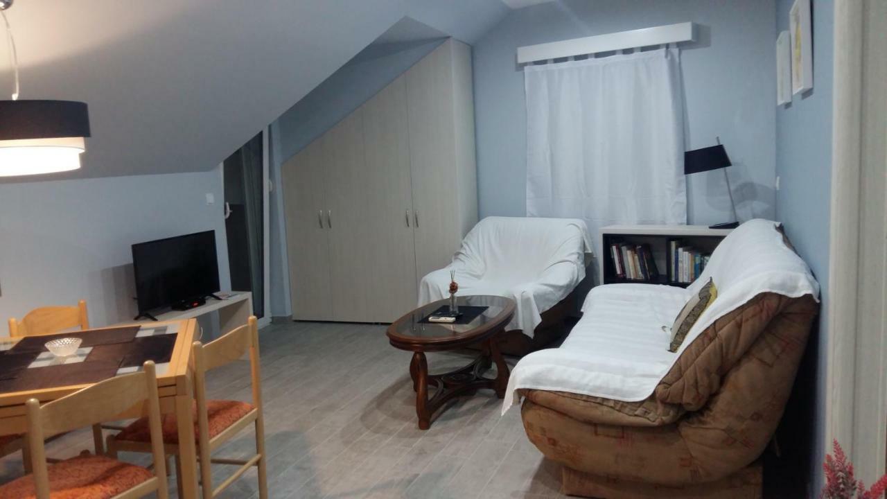 Apartments Sovran Vila Marija Prčanj Екстериор снимка