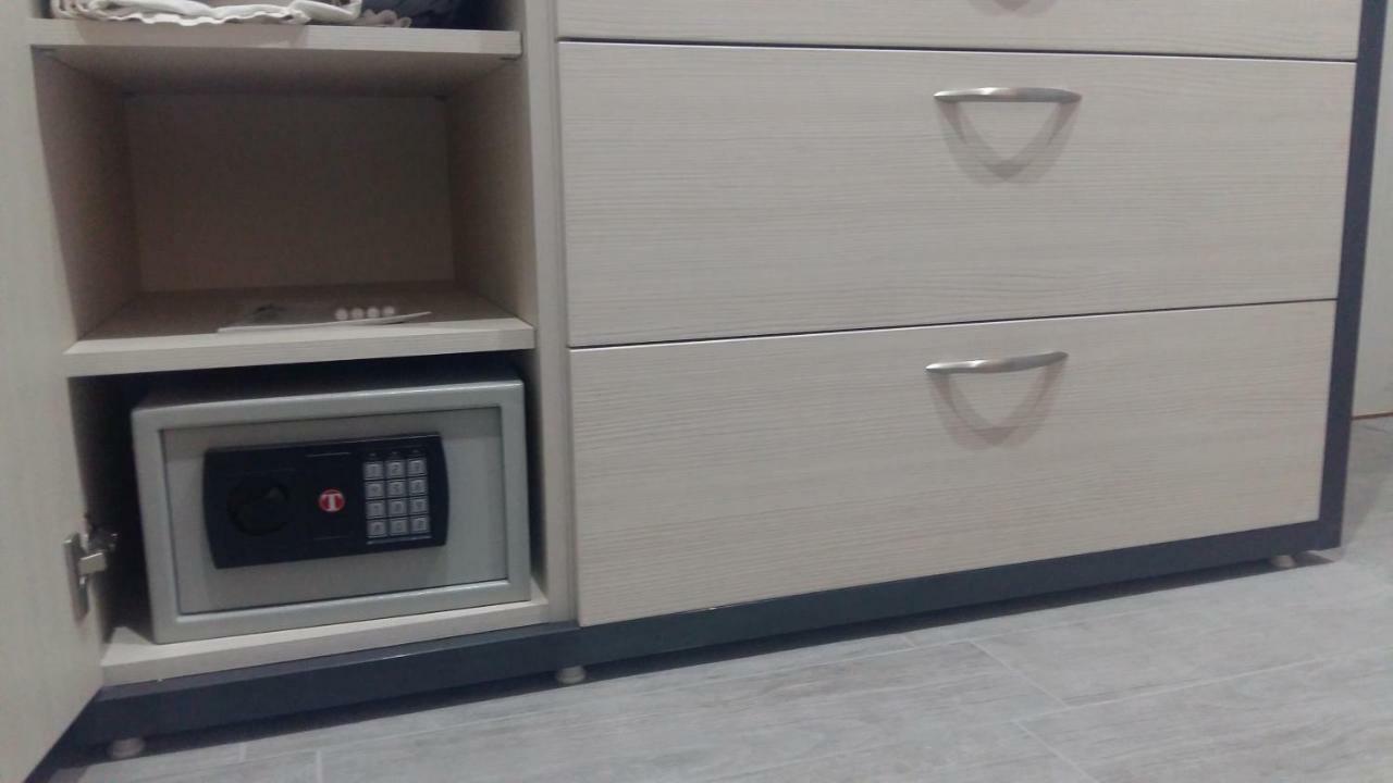 Apartments Sovran Vila Marija Prčanj Екстериор снимка